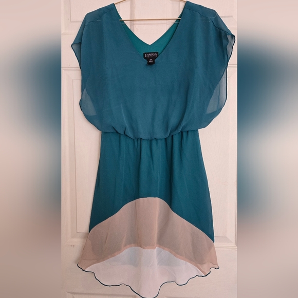 Enfocus Studio Dresses & Skirts - Enfocus Studio Teal and Cream Mini Dress